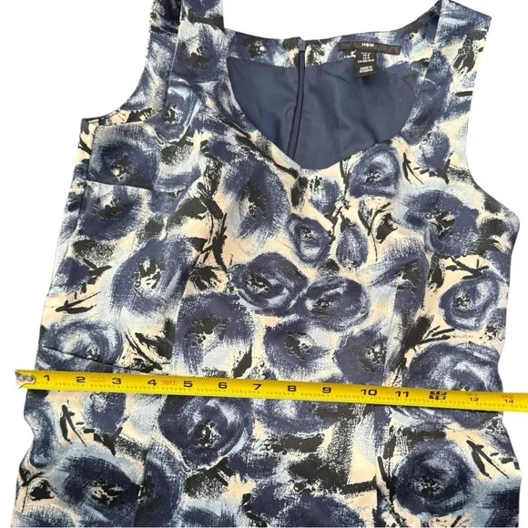 H&M Women’s Dress Size 6 Blue Rose Floral Sleeveless Fit & Flare - Picture 5 of 5